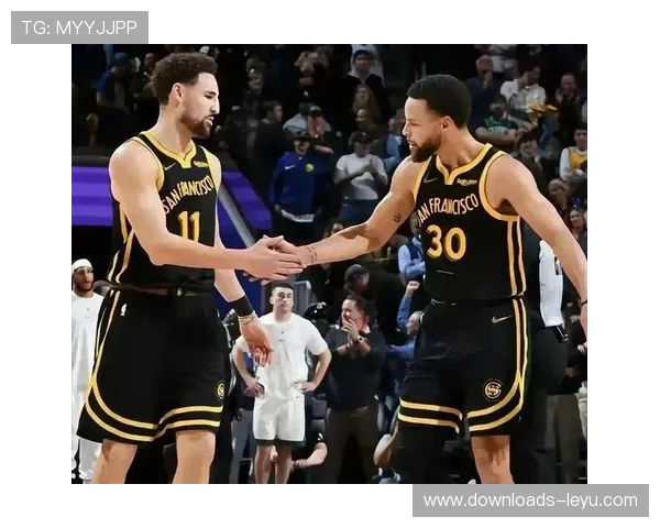 森林狼勇士西部强强对话,爱德华兹库里对飙成看点